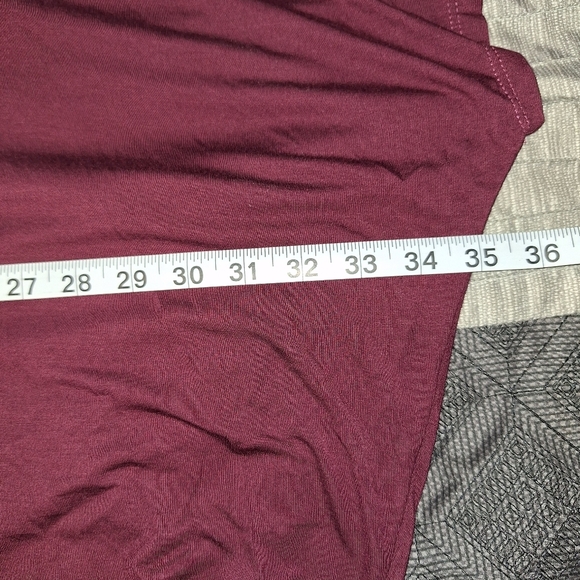 Adrienne Plum V-Neck Pocket T-shirt Size 1X - Picture 7 of 8